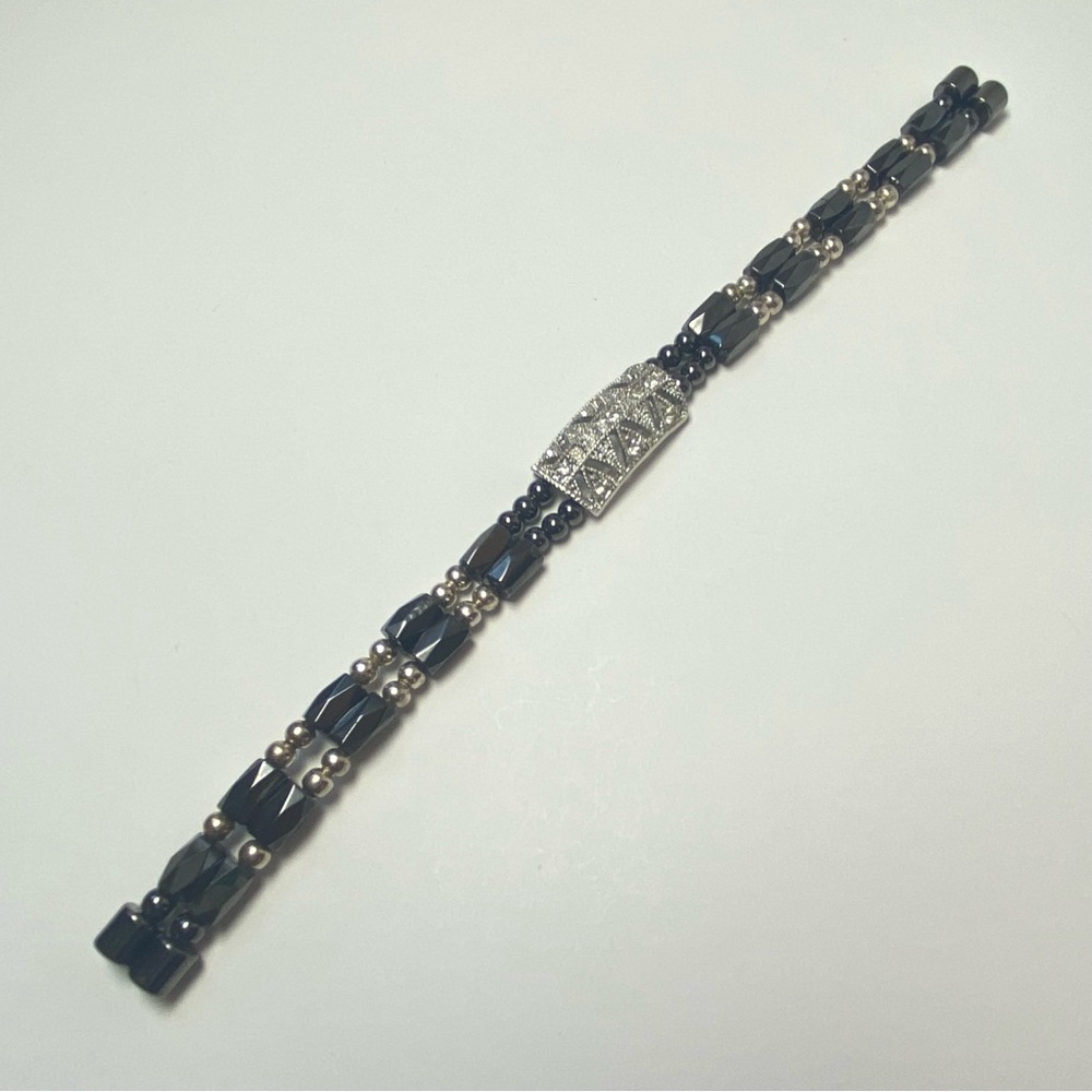 Art Deco Style Silver Tone Rhinestone Double Strand Magnetic Hematite Bracelet‎ - Picture 2 of 9